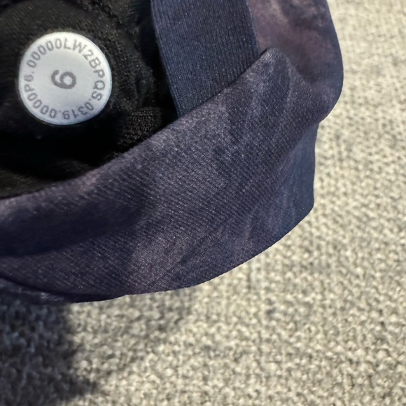 Lululemon Free To Be Bra Size 6 - Picture 7 of 7